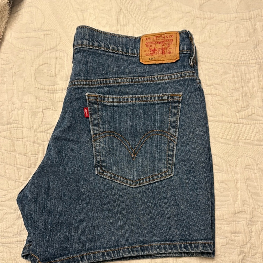 Levi’s 515 Shorts